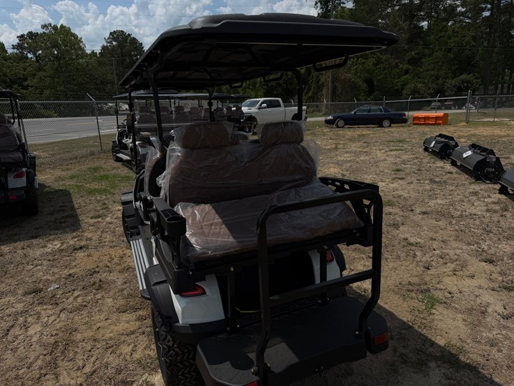 #579-•-#578-•-golf-cart-image-3