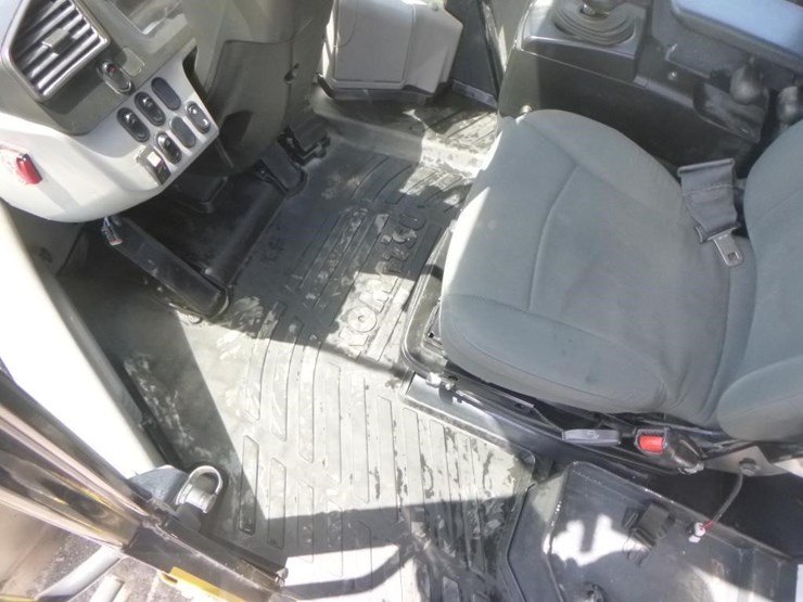 2018-komatsu-wa270-8-image-28