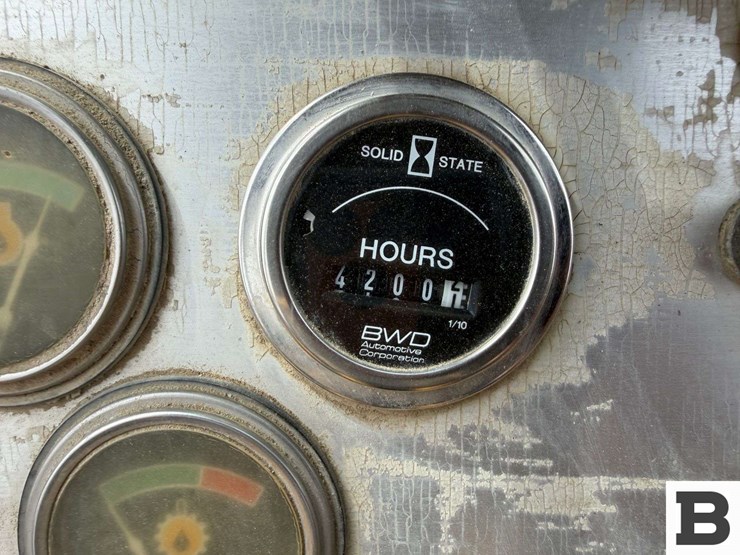 caterpillar-920-image-72