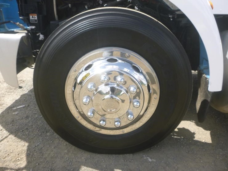 2014-auto-crane-6006h-image-27