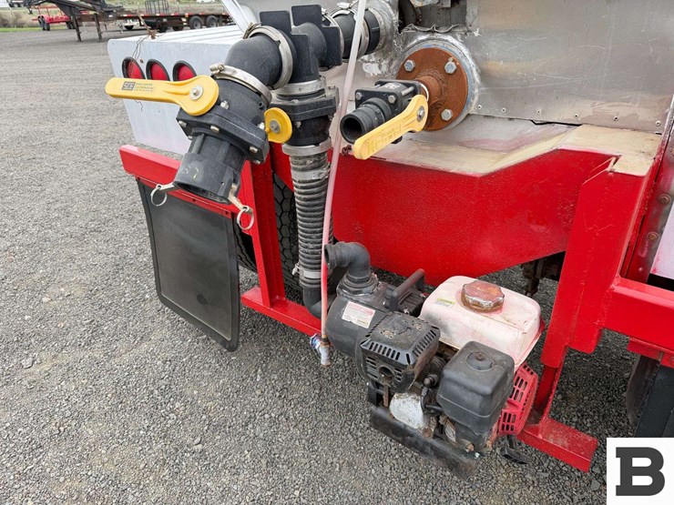 1972-brenner-tank-trailer-image-23