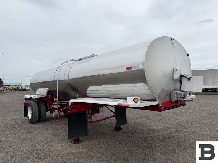 1972-brenner-tank-trailer-image-7