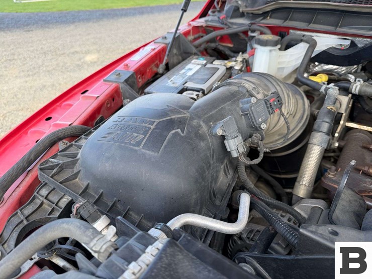 2016-dodge-2500-image-38