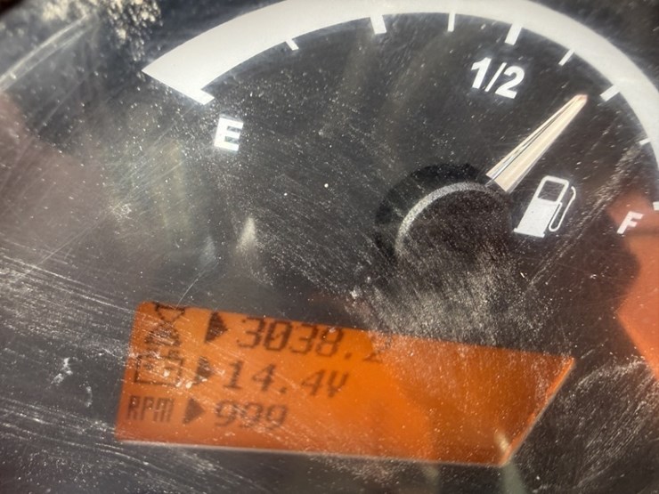 2015-jlg-g9-43a-image-32