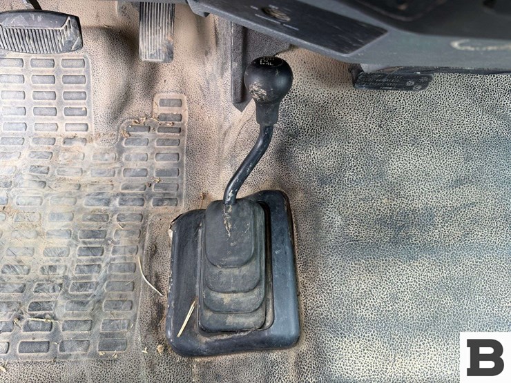 2011-ford-f350-image-29