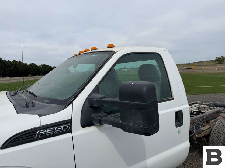 2011-ford-f350-image-12