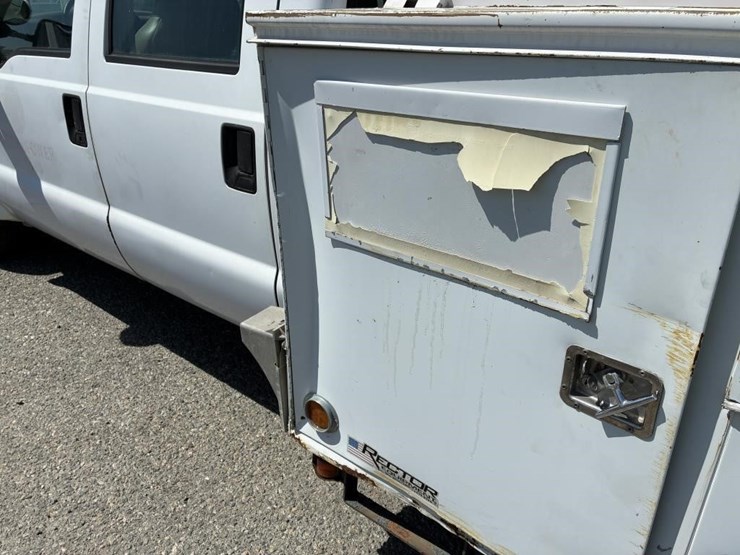 2004-ford-f350-image-5
