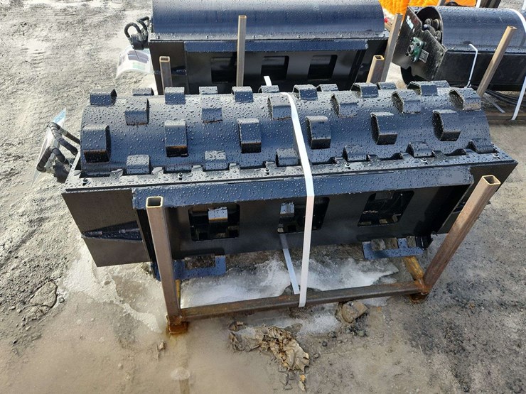 future-skid-steer-compactor-wheel-image-2