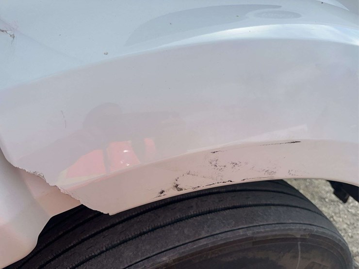 2018-peterbilt-579-image-13