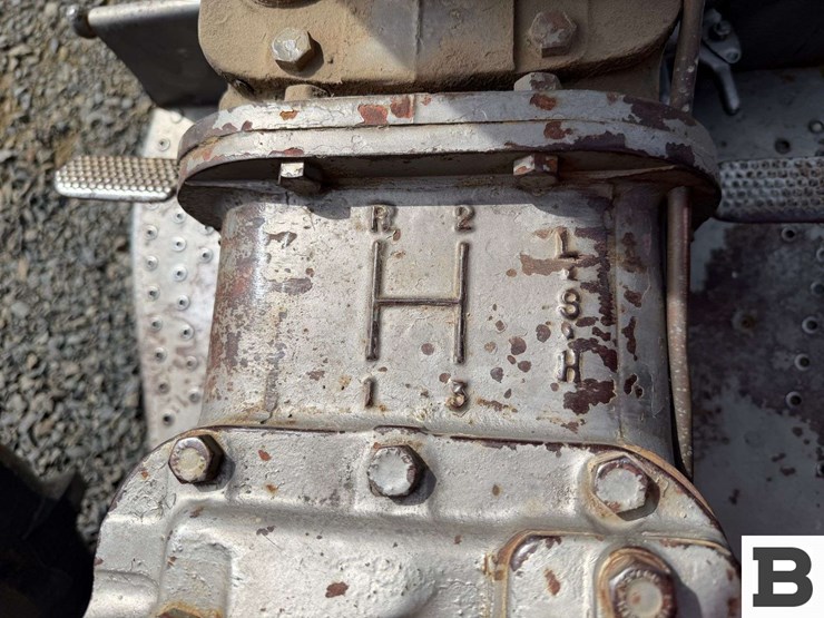 1958-massey-ferguson-to35-image-34