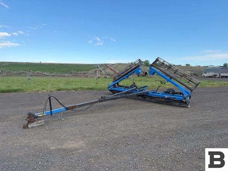 new-holland-sg120-image-1