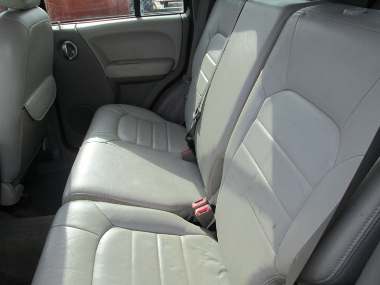 2003-jeep-liberty-image-23