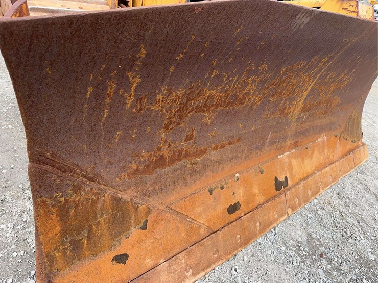 2004-caterpillar-d4g-xl-image-21