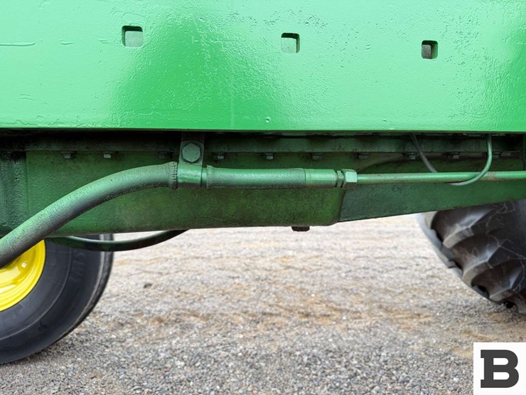 1980-john-deere-2940-image-5