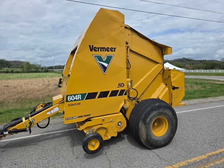 2020-vermeer-604r-signature-image-2