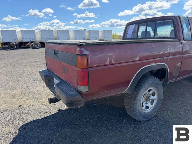 1987-nissan-pickup-image-16