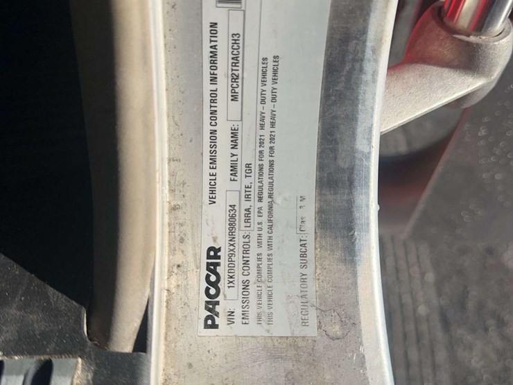 2022-kenworth-t800-image-37