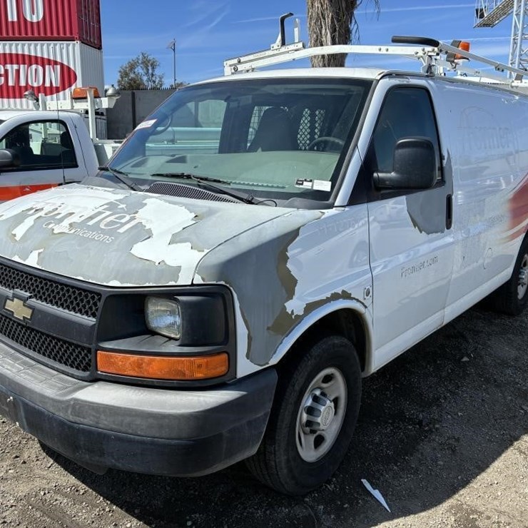 2012 CHEVROLET EXPRESS 2500