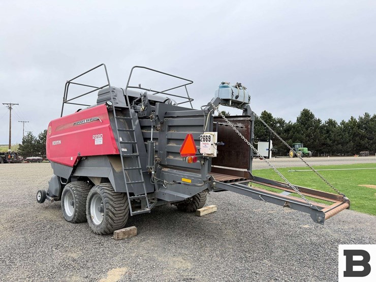2018-massey-ferguson-2290-image-3