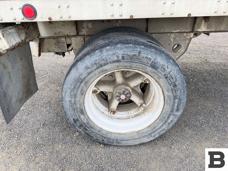 1983-fruehauf-open-top-image-24