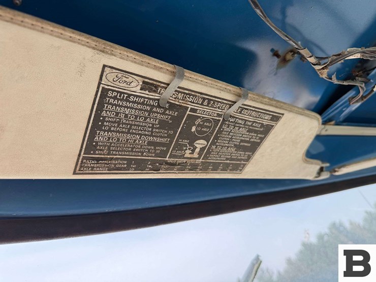 1976-ford-f750-image-34