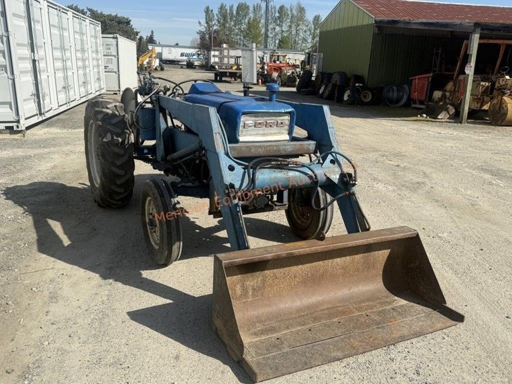 1972-ford-3000-image-9