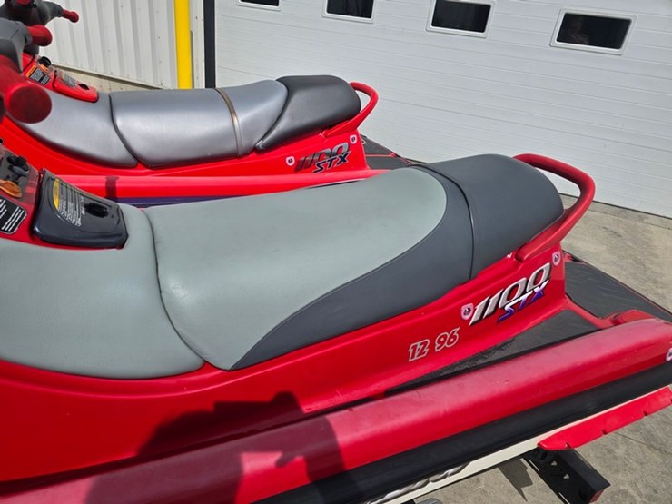 #60-•-kawasaki-1100-stx-jet-skis-image-15