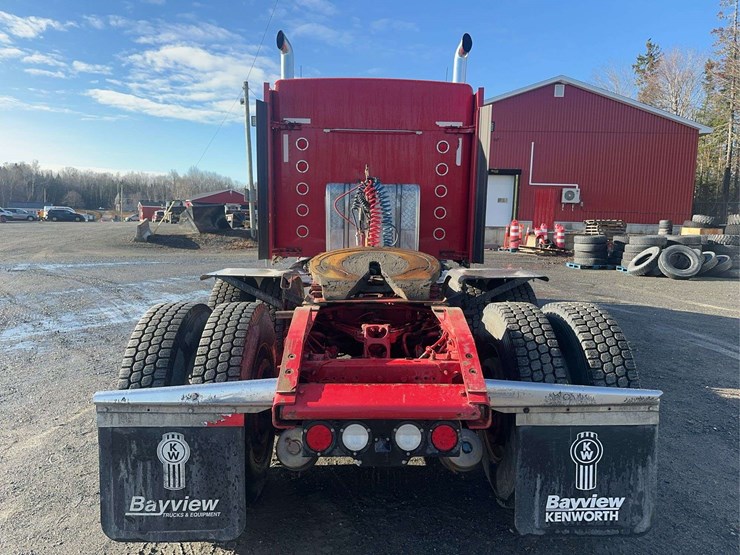 2022-kenworth-t800-image-6