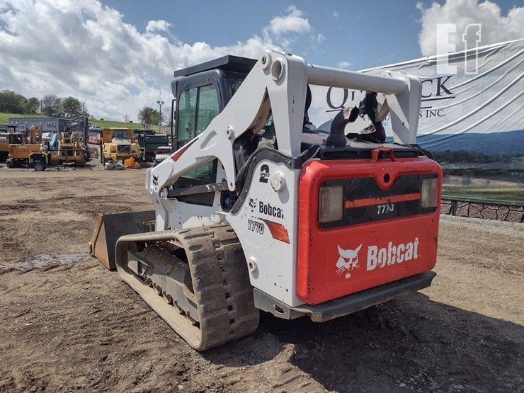 2022-bobcat-t770-image-35