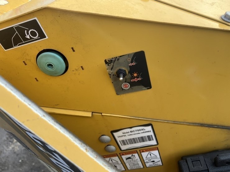 2020-vermeer-bc700xl-image-18