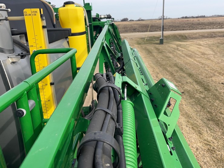 2024-john-deere-612r-image-37