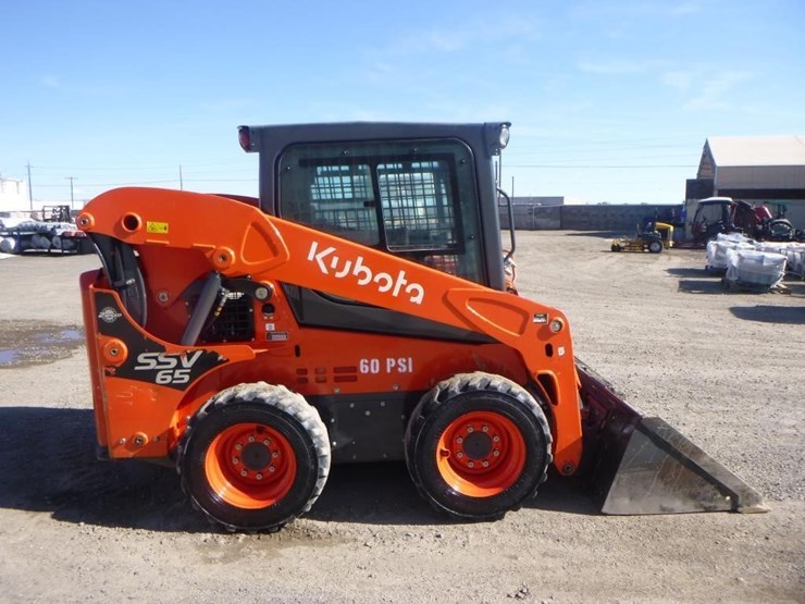 2020-kubota-ssv65-image-7