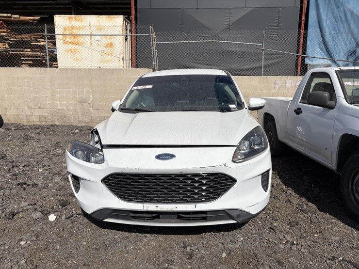 2020-ford-escape-se-image-10