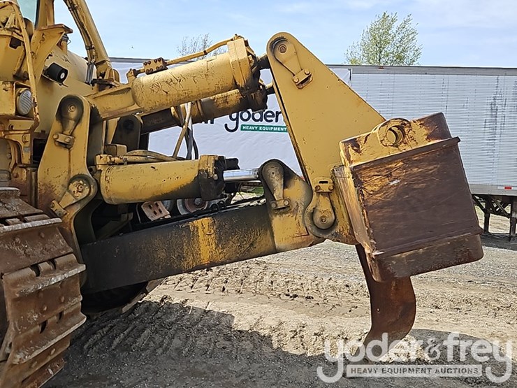 1981-caterpillar-d9h-image-26