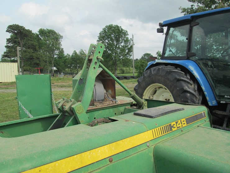 john-deere-348-image-21