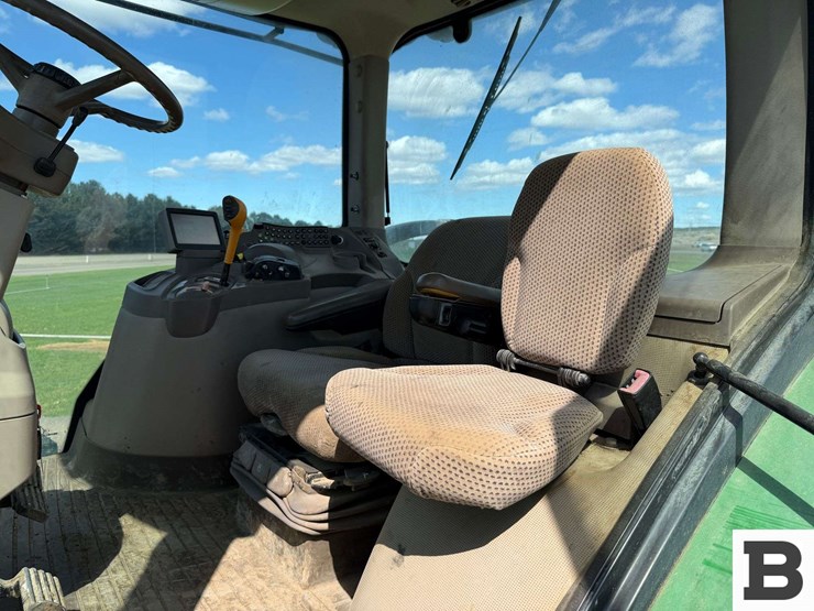 2013-john-deere-7200r-image-72