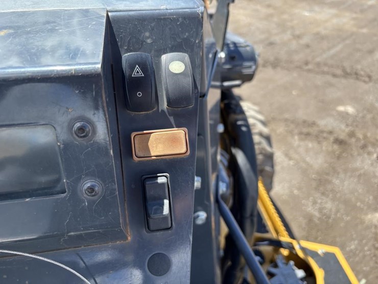 deere-210lep-image-37