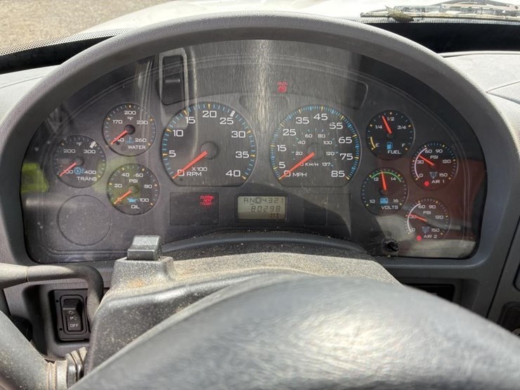 2005-international-durastar-4400-image-22