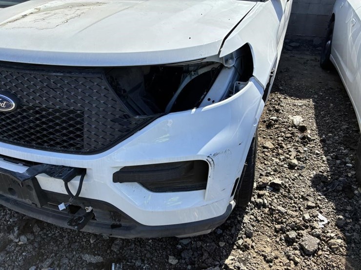 2021-ford-explorer-police-interceptor-image-7