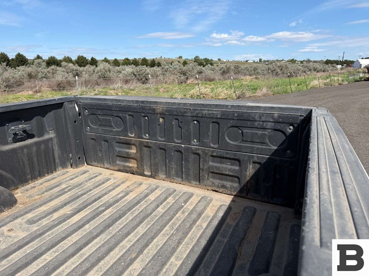 2016-ford-f150-image-16