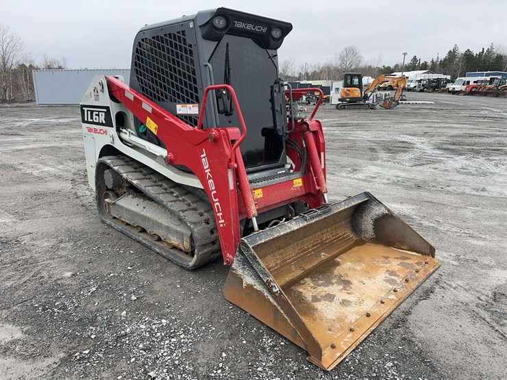 2024-takeuchi-tl6r-image-3