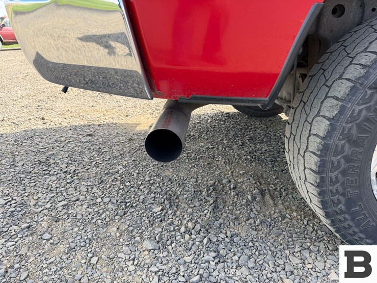 2016-dodge-2500-image-19