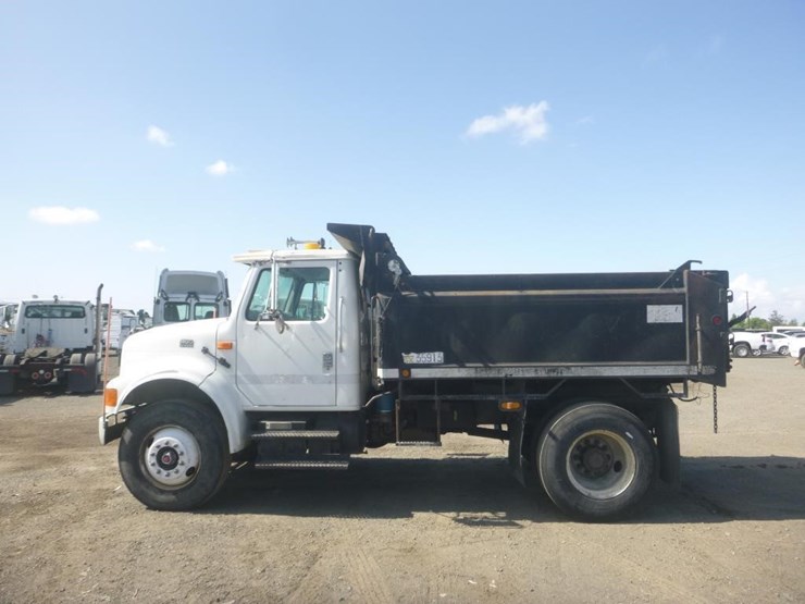 2001-international-4900-image-5