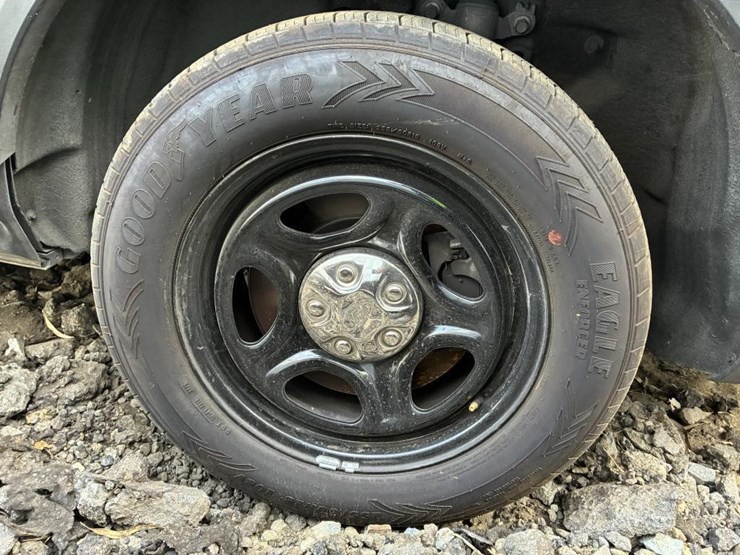 2020-ford-explorer-police-interceptor-image-10