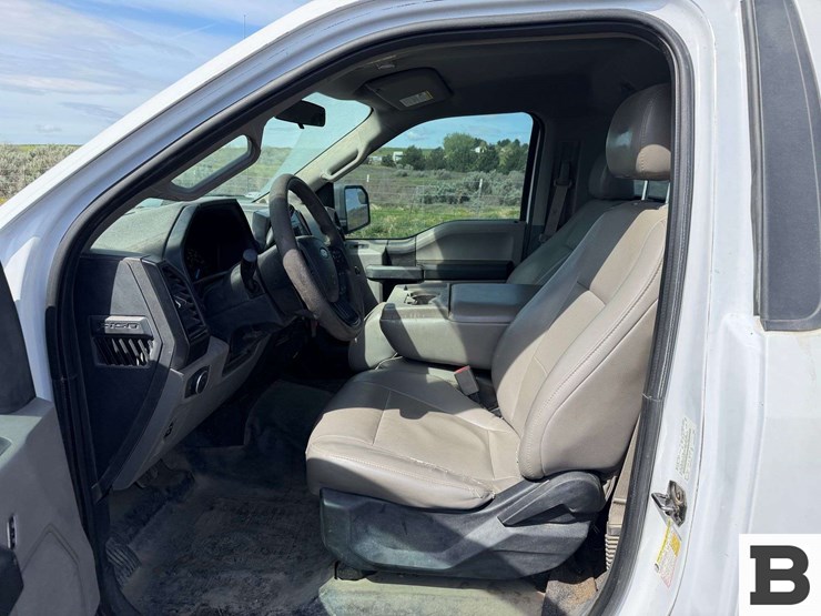 2016-ford-f150-image-24