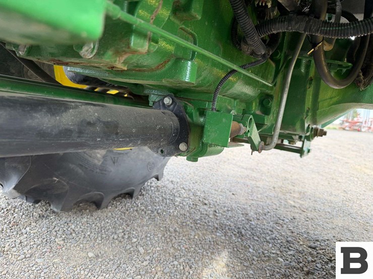 2015-john-deere-5075e-image-26