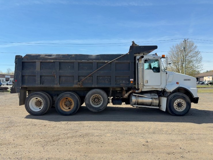 2002-kenworth-t800-image-6