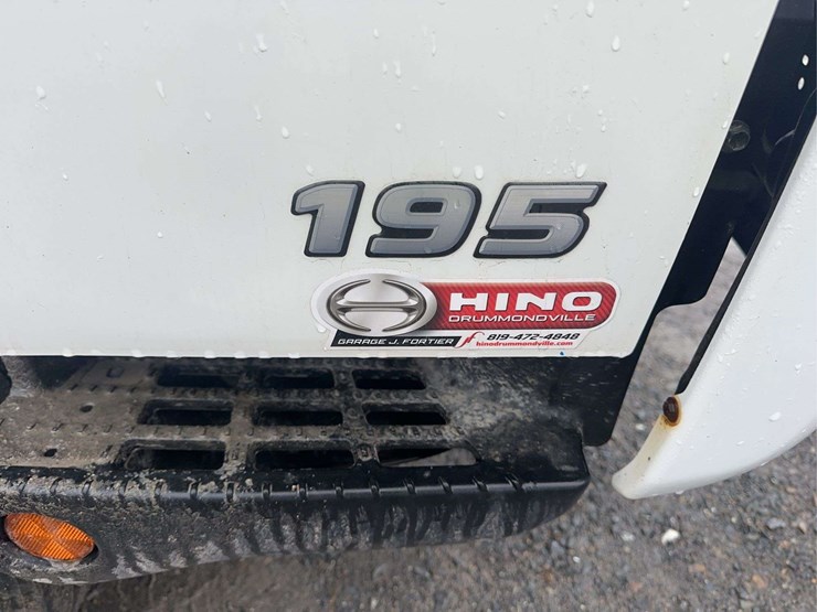 2020-hino-195-image-14