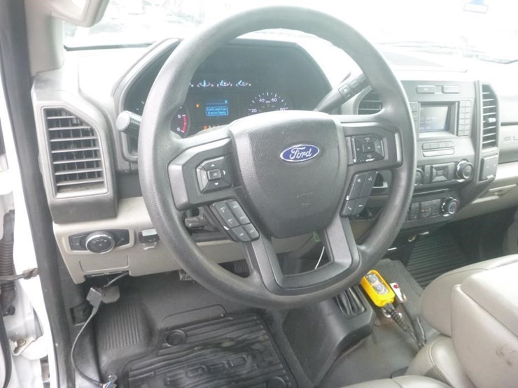 2018-ford-f550-image-18