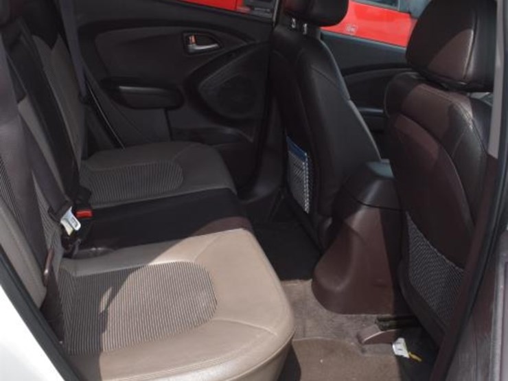 2013-hyundai-tucson-image-11